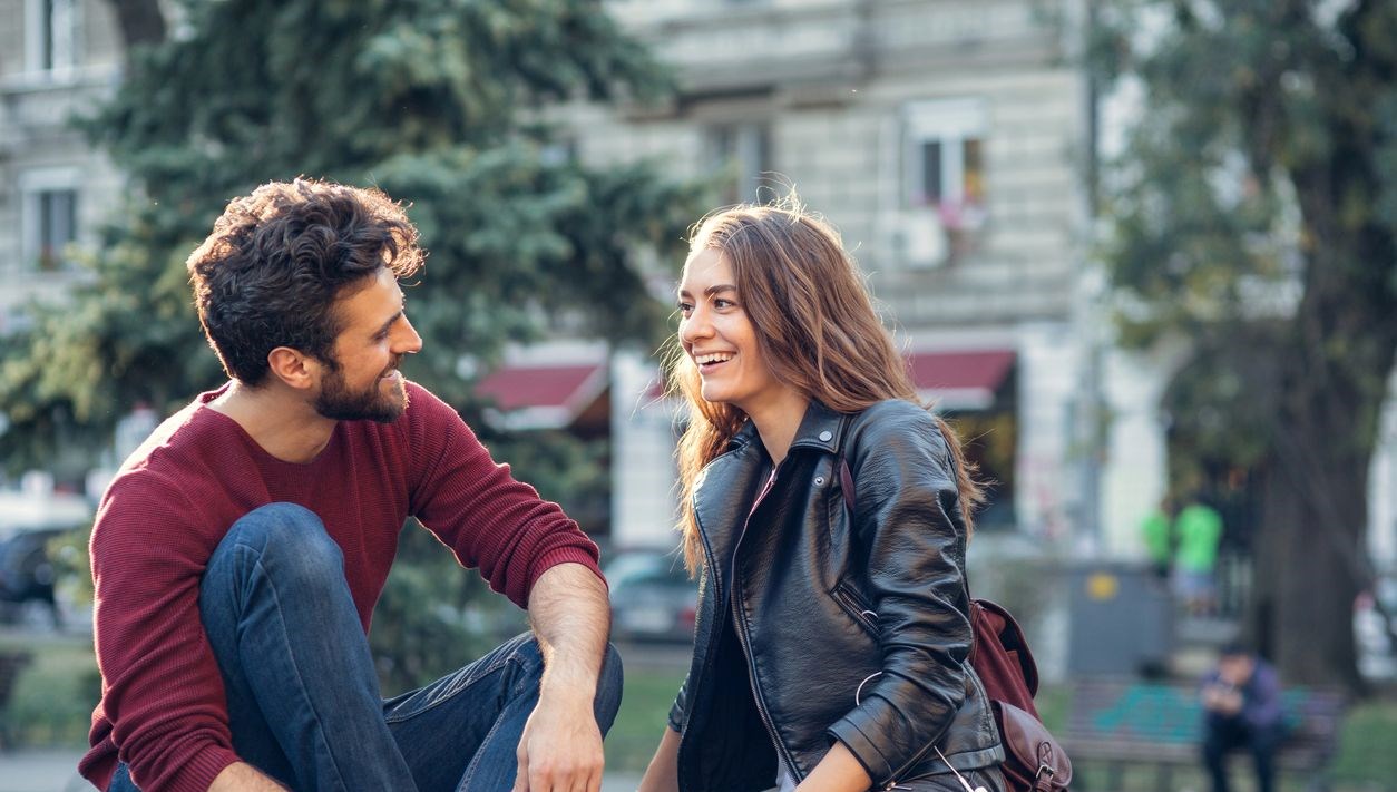 İlişkinizi Gizli Tutmanız Gereken 9 Hassas Ayrıntı