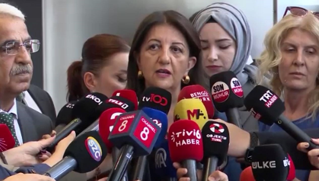 DEM Parti İmralı heyeti, Özgür Özel ile kritik buluşma gerçekleştirdi!