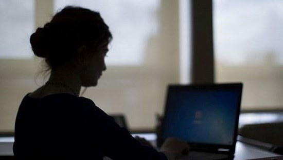 Memurlar için doğum izni düzenlemesine dair tüm detaylar: Maaş kesintisi söz konusu mu?