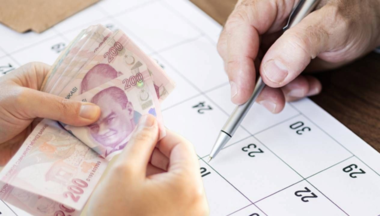 Emekli Maaşları Hakkında Şok Gelişme: Zam Ne Zaman Hesaplara Yatacak? SSK, Bağ-Kur ve Fark Ödemeleri 2025'te Ne Zaman?
