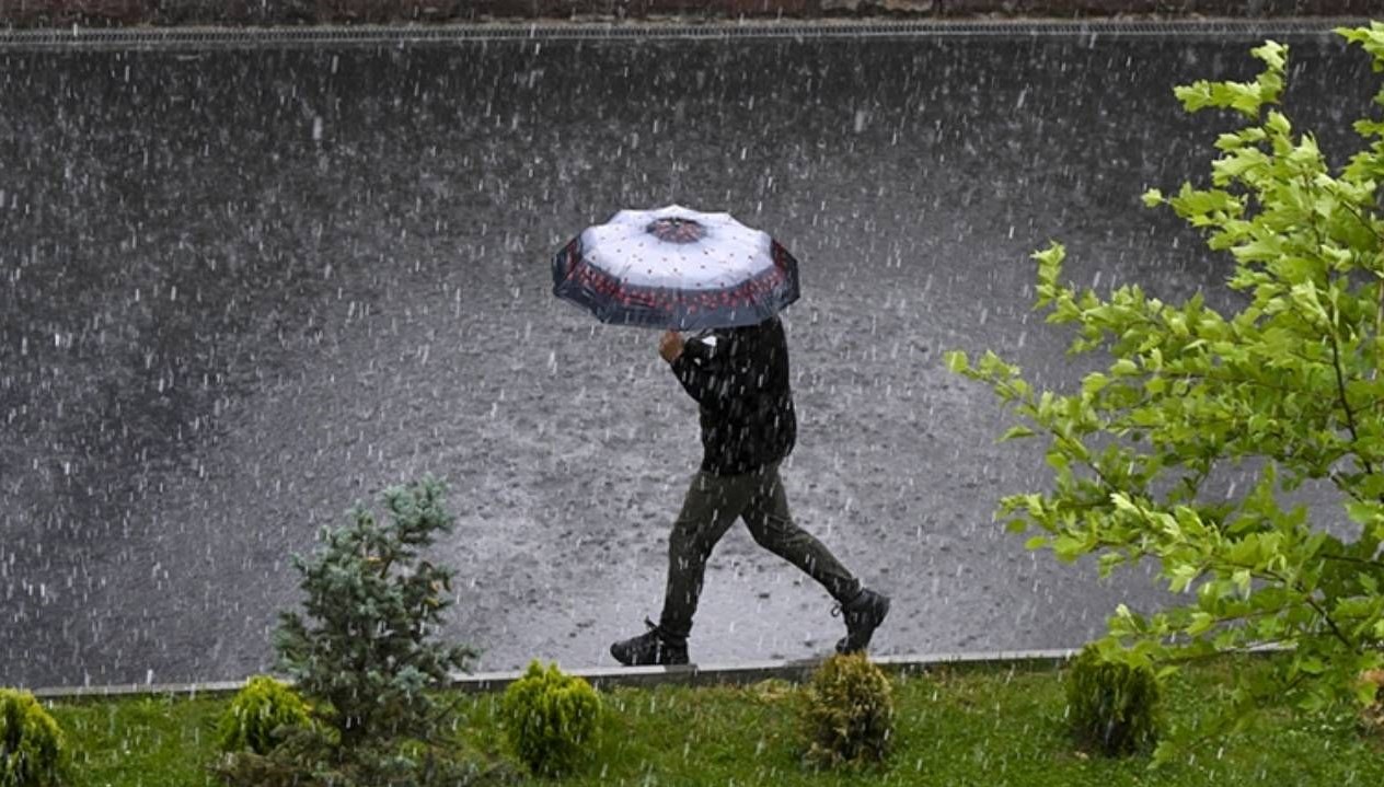 Meteoroloji'den Kritik Açıklama: 4 İlde Şiddetli Yağış Alarmı!