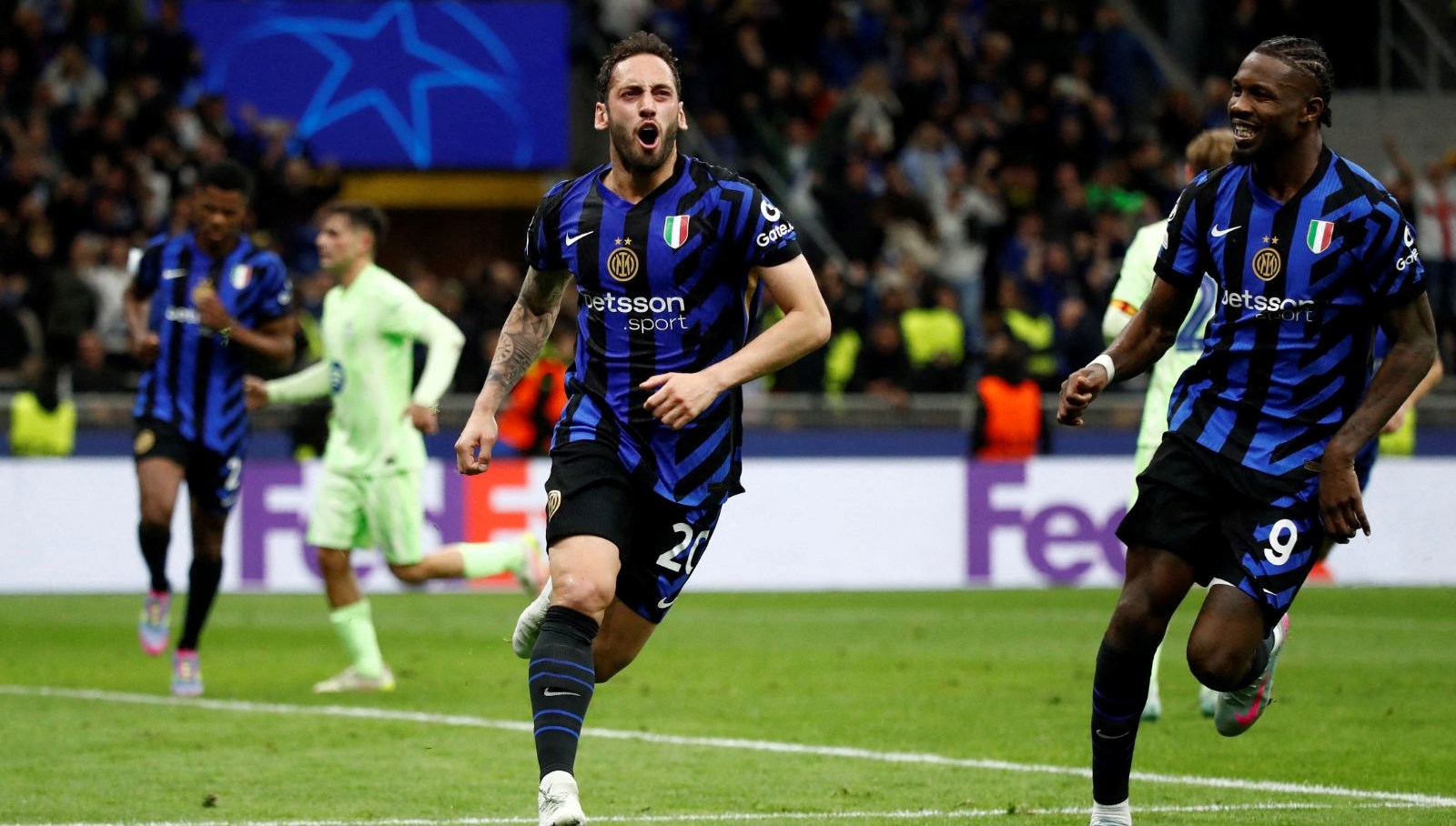 Fenerbahçe'nin Galatasaray'a rakip olma planı: Hakan için yeni teklif masada!