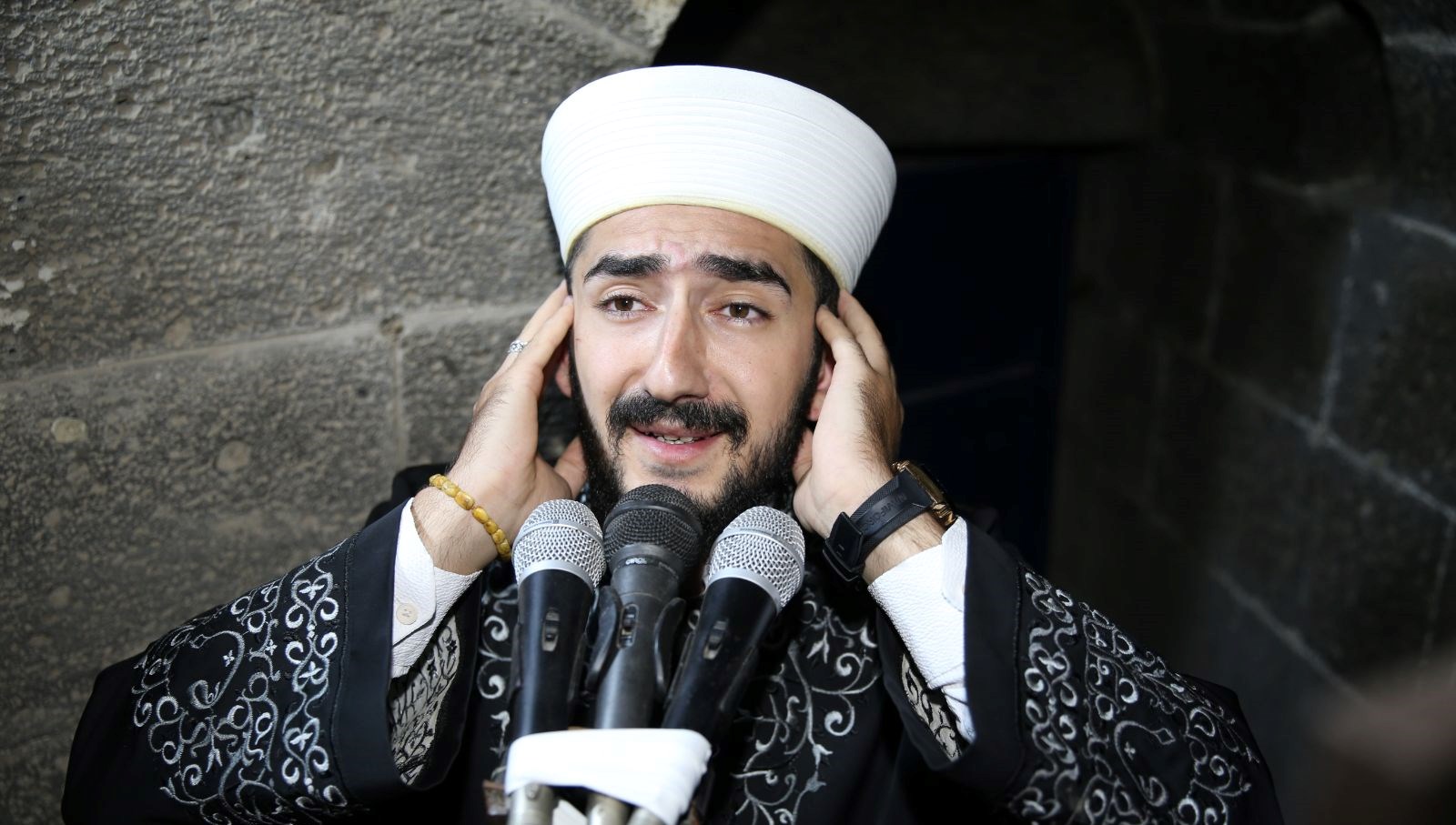 Diyarbakır'ın Fark Yaratan İmamı: Motosiklet Yarışları ile Gündem Oluyor!