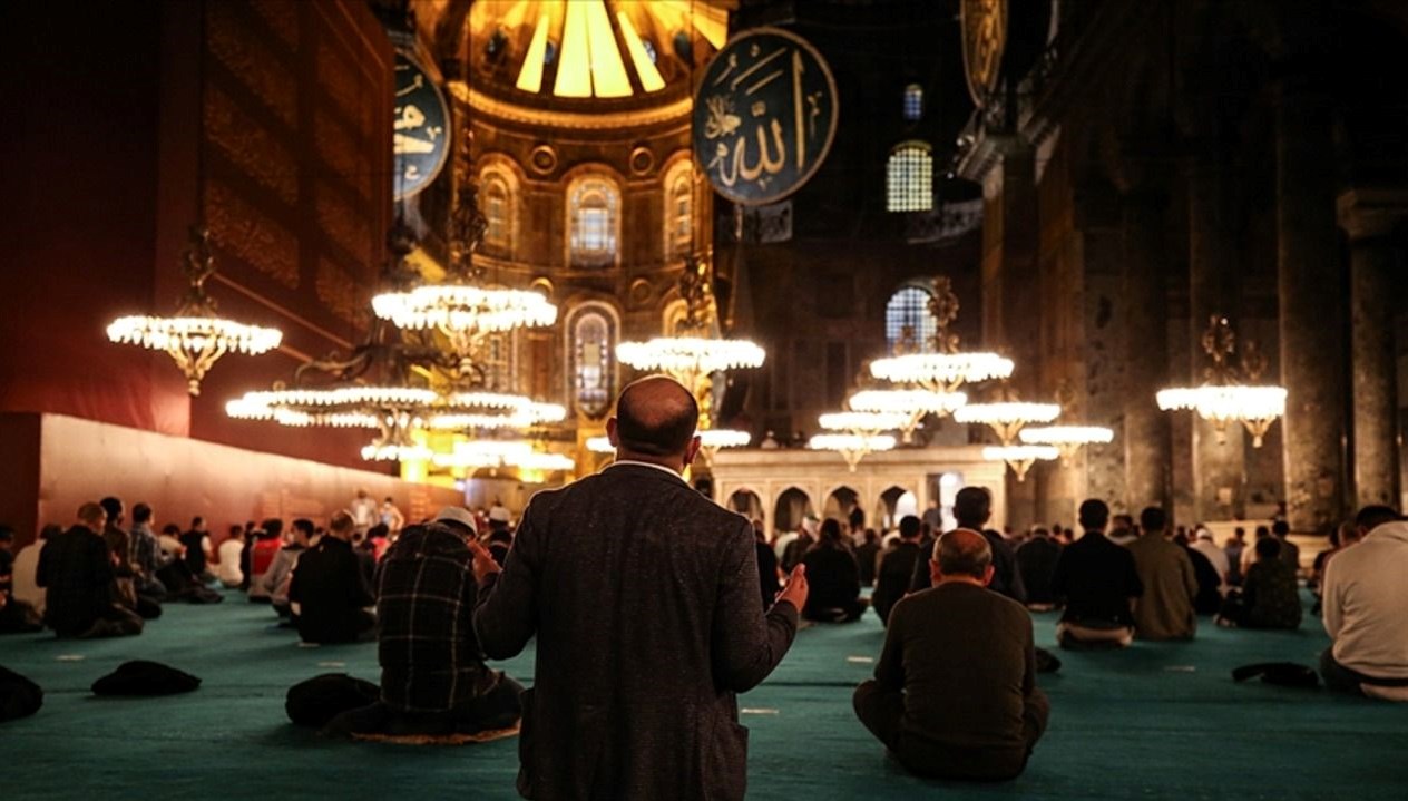 Mevlid Kandili 2025’te Ne Zaman? Diyanet’ten Tarih Açıklaması Geldi!