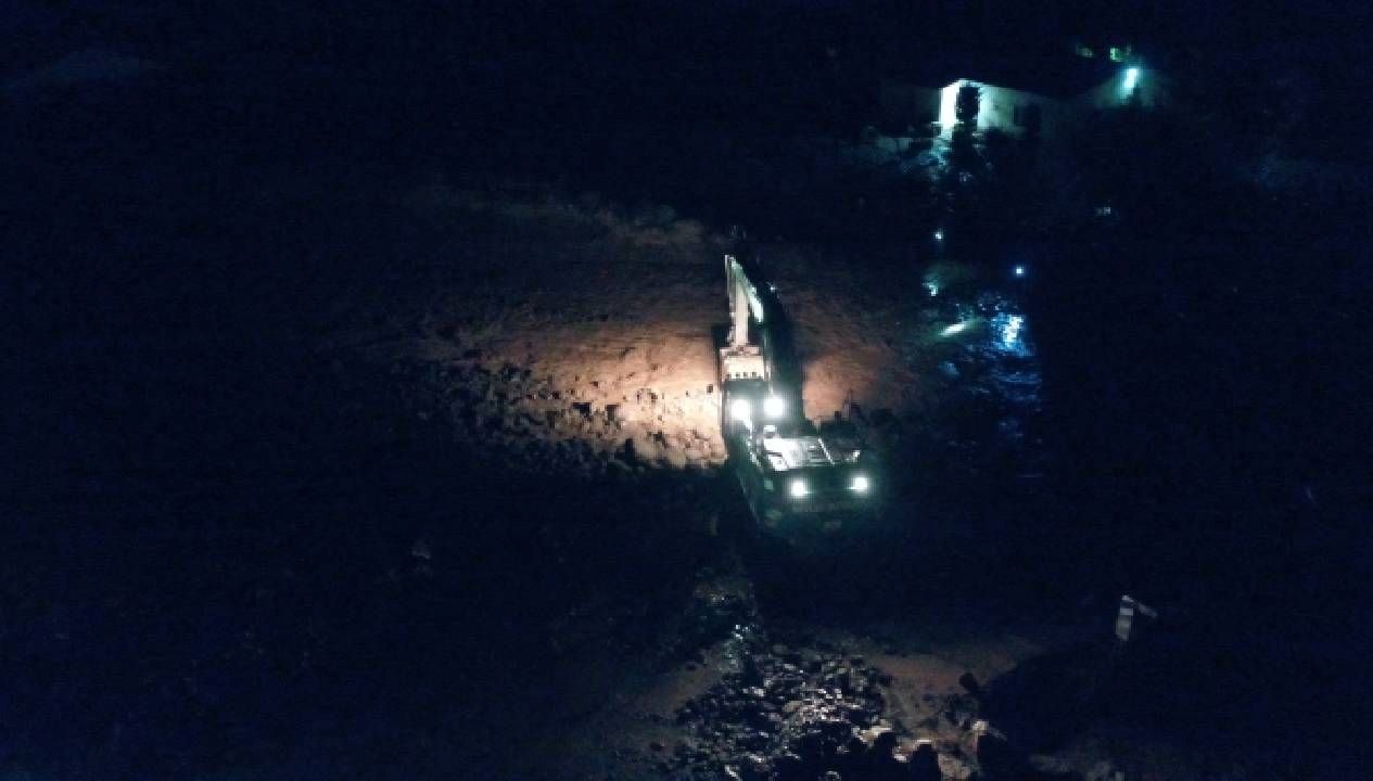 11 Köyü Vuran Felaket: Sel ve Heyelan Alarmı!
