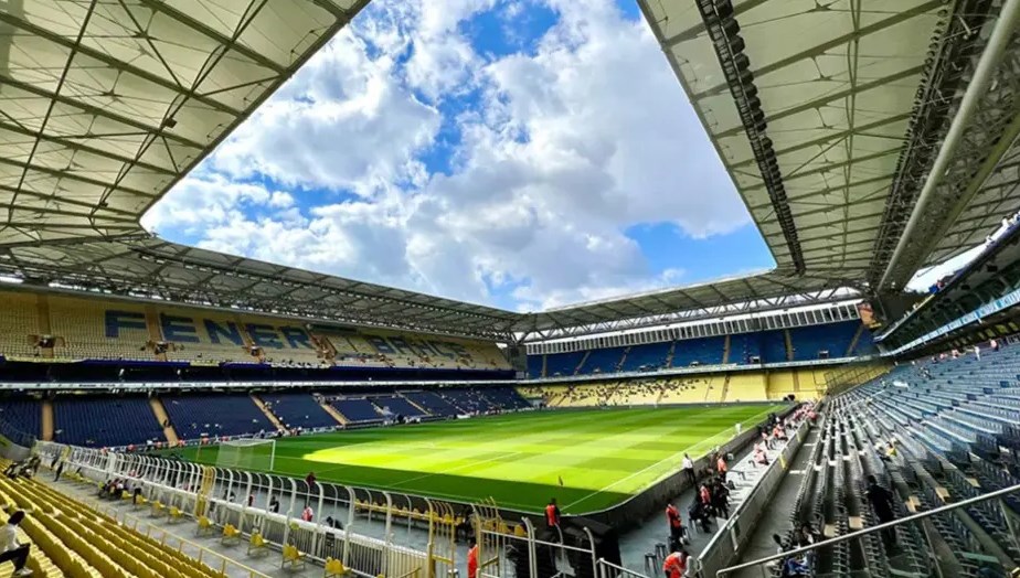 Fenerbahçe'den KAP'a Sponsorluk Açıklaması: Elde Edilecek Gelir Ortaya Çıktı!