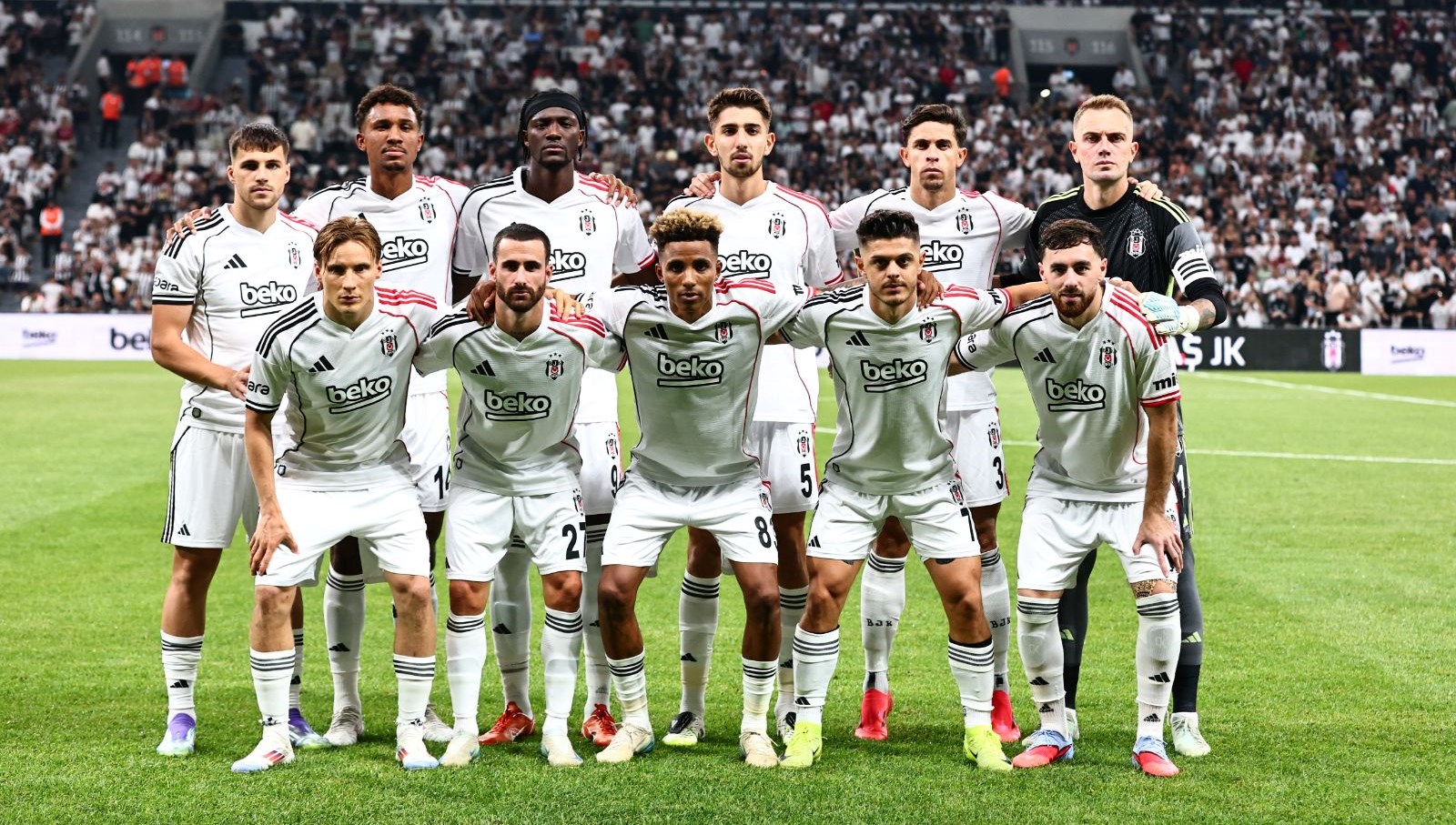 Beşiktaş'taki yeni transferin tartışmalı hamlesi: Tepkiler çığ gibi büyüdü, pes etti!