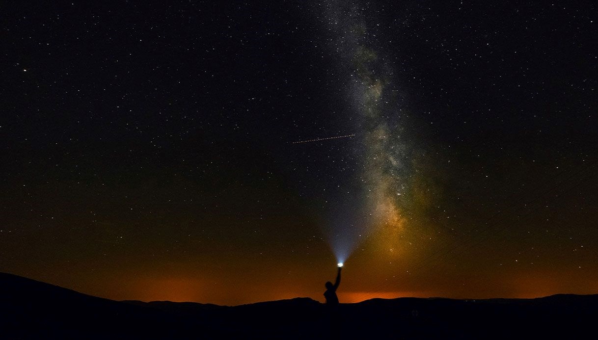 Perseid Meteor Yağmuru 2025: Türkiye'de Ne Zaman ve Nasıl İzlenir?