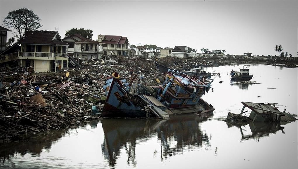 Tsunami: Derinlerdeki Güçlerin Yüzeye Taşınışı ve Anlamı