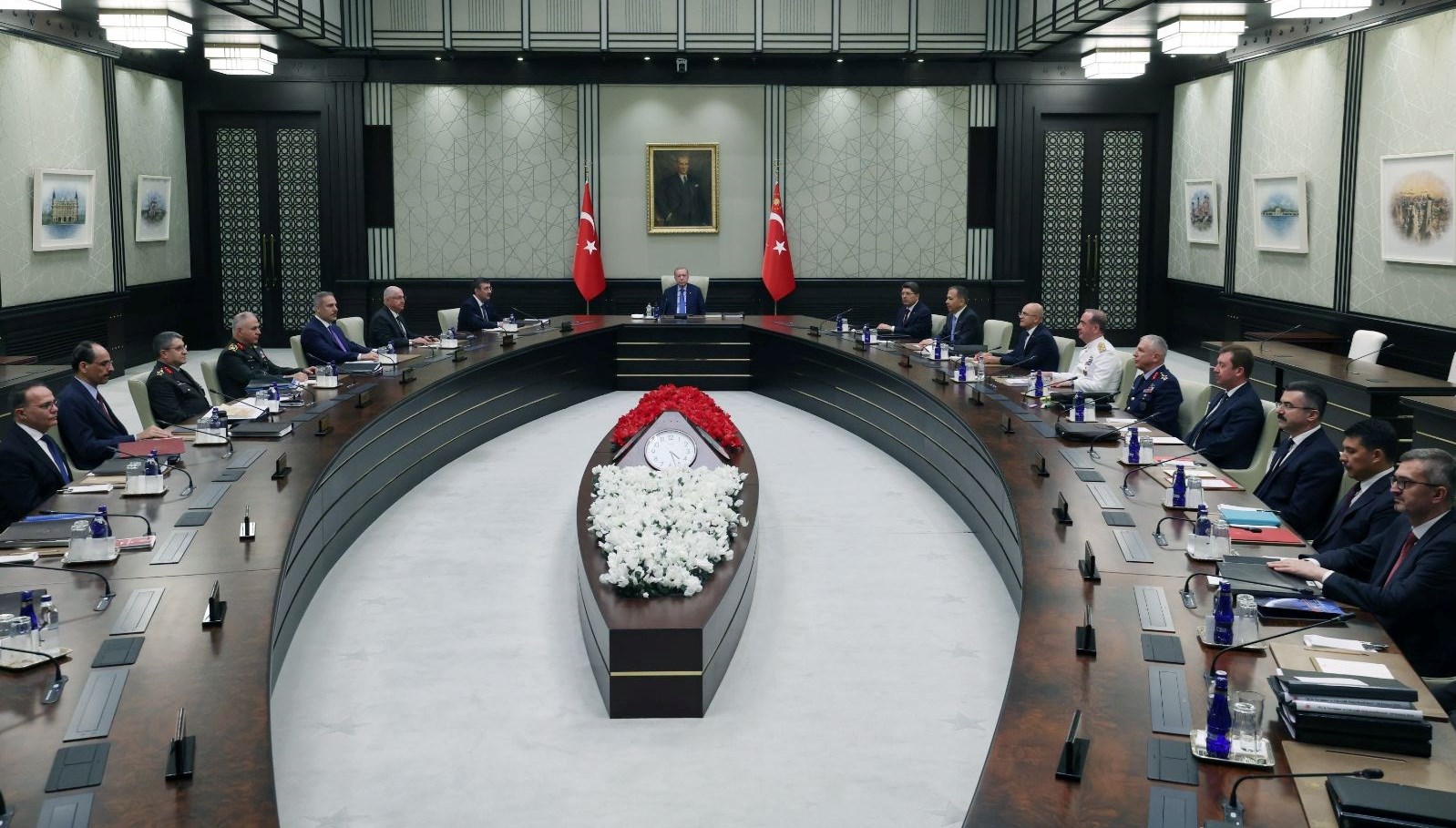 MGK'dan Kritik 6 Maddelik Uyarı: 