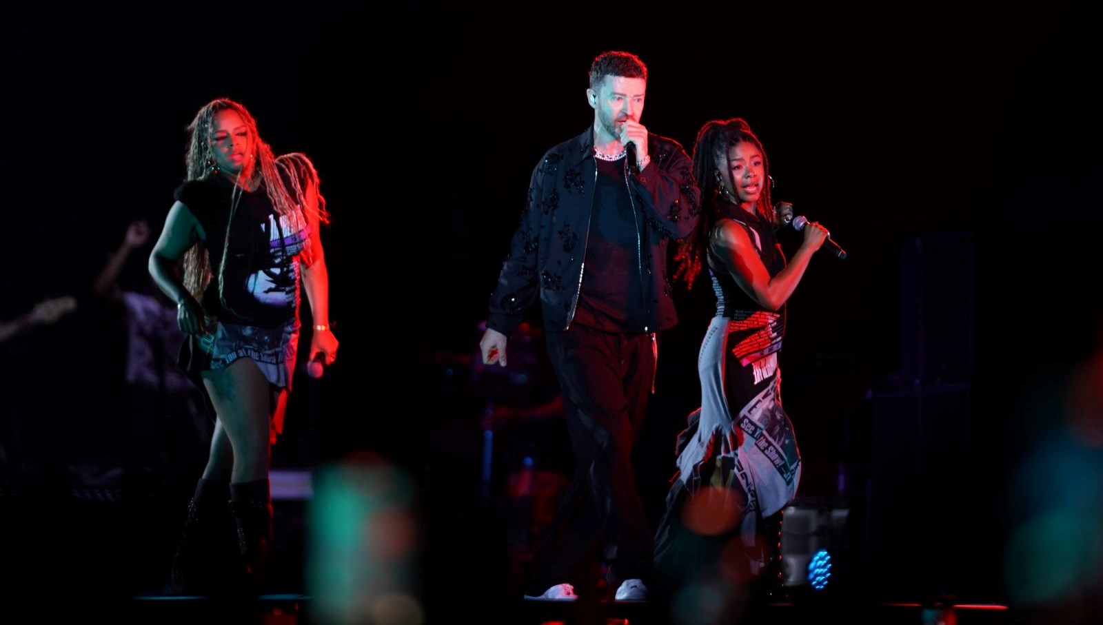 İstanbul'da Justin Timberlake Coşkusu: 11 Yıl Aradan Sonra Yeniden Şovda!