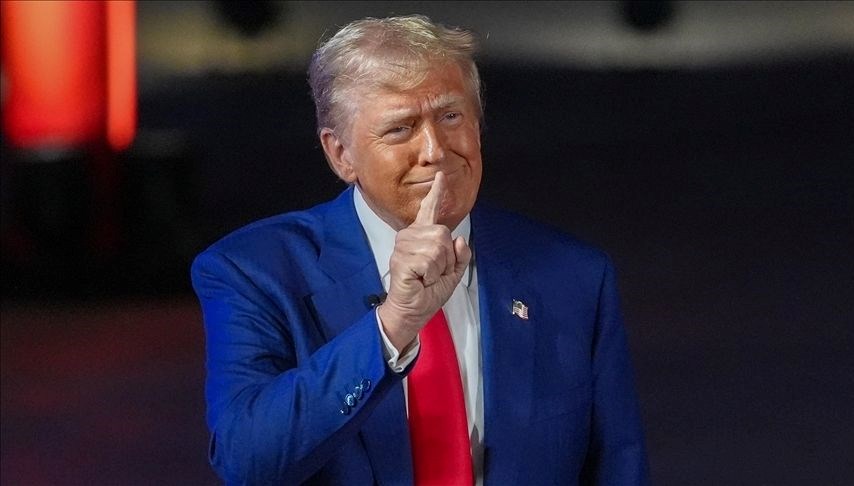 Tarifeler Saldırıyor: Trump, 1 Ağustos'tan İtibaren Dost Düşman Ayrımını Göz Ardı Ediyor!