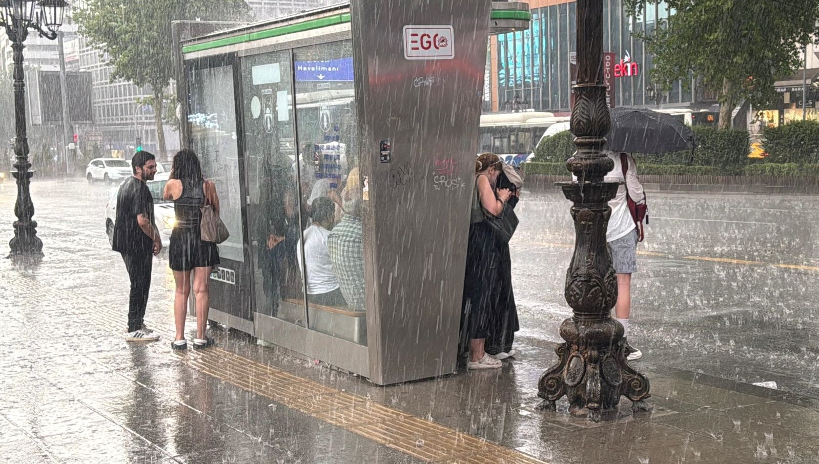 Zorlu Hava Koşulları Geliyor: Meteoroloji ve Valilik'ten Acil Uyarı!