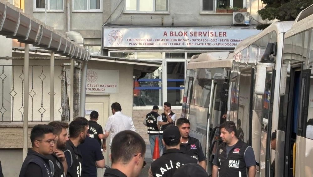 İBB Soruşturmasında Şok Gelişme: 5 Kişi Tutuklandı!