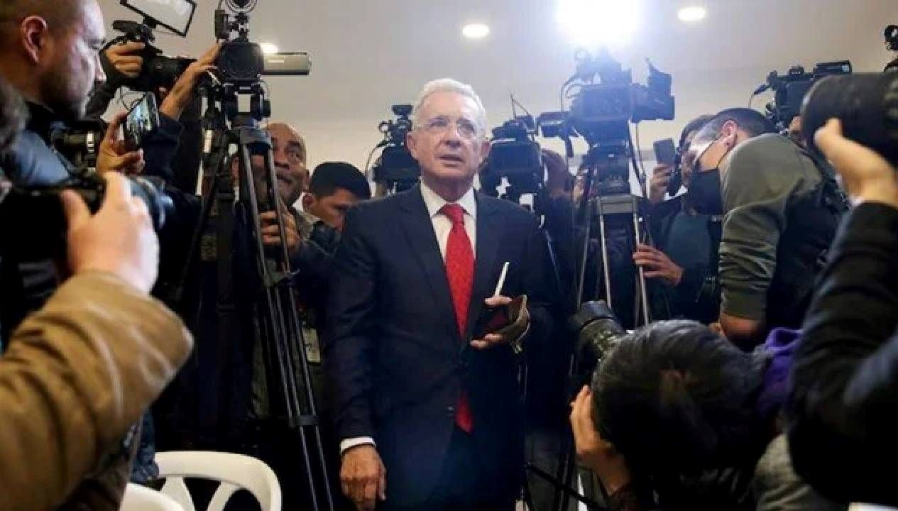 Eski Cumhurbaşkanına Verilen 12 Yıllık Ev Hapsi Kararı Şaşkınlık Yarattı