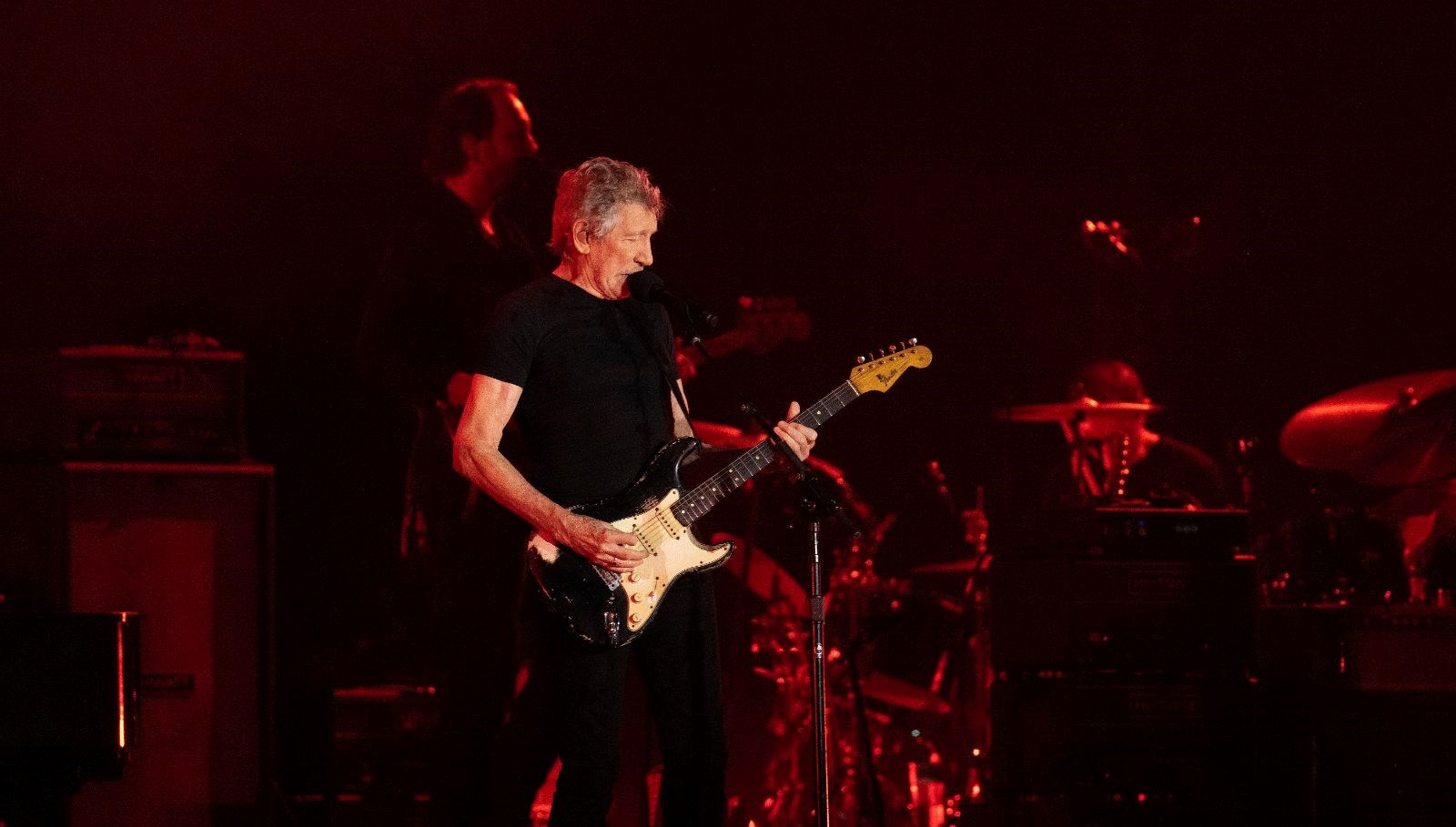 Roger Waters, Yeni Parçasında Gazze’yi Destekliyor!