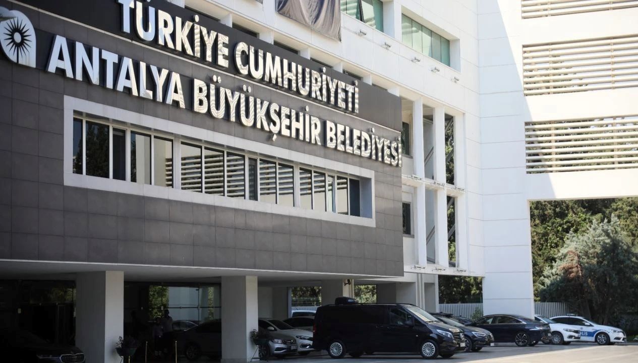 Antalya Büyükşehir Belediyesi Soruşturmasında Bir Şüpheli Tutuklandı