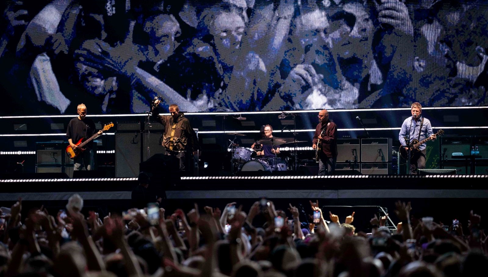 Oasis'in Wembley Konserinde Üzücü Kayb: Bir İzleyici Hayatını Yitirdi