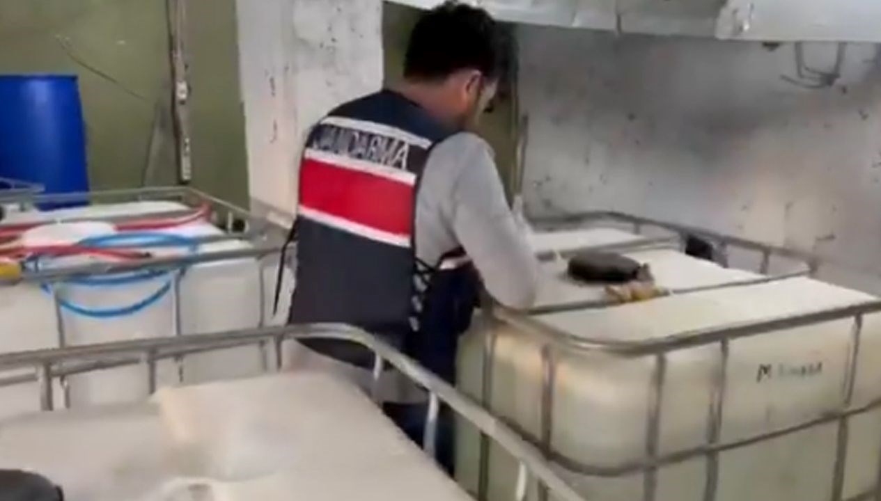 Türkiye Genelinde Sahte Alkol Gryalanması: 81 İlde 121 Gözaltı!