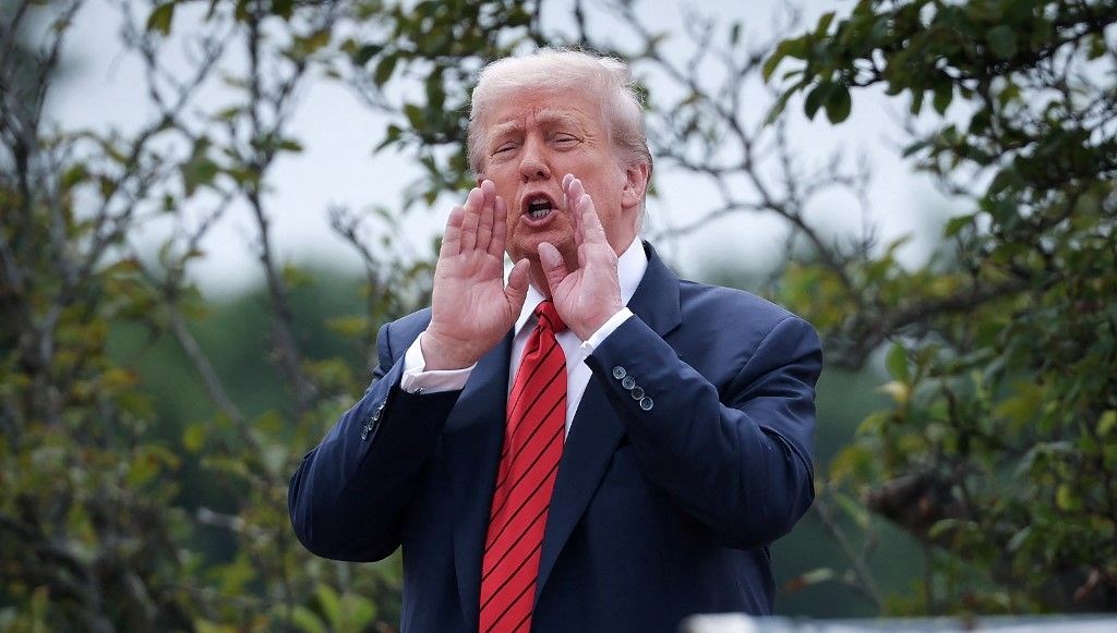 Trump, Beyaz Saray'ın Zirvesine Adım Attı!