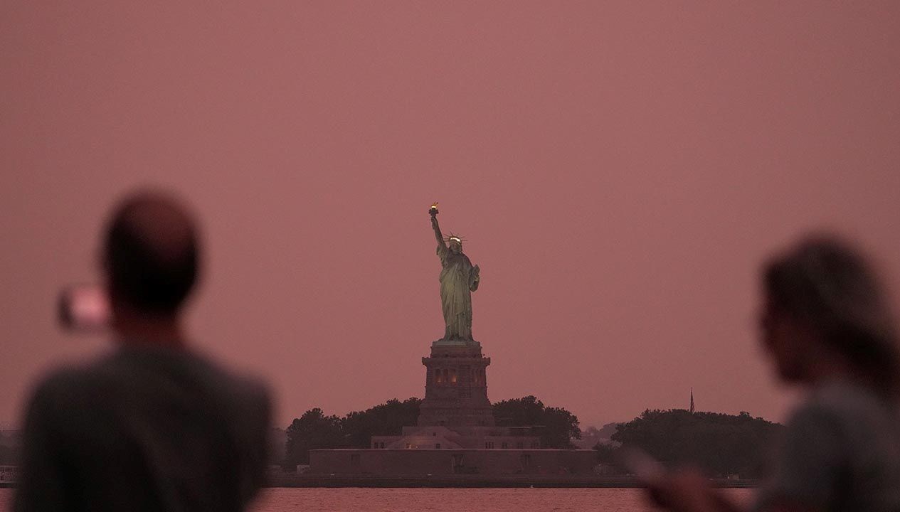 Kanada'daki Yangınlar, New York'un Havayı Karanlığa Boğdu!