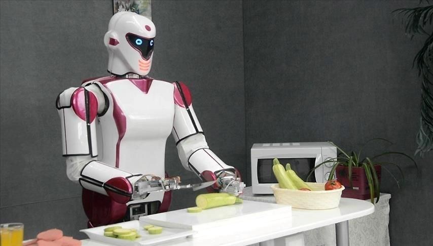 Çin’in Devrimsel Robotu: Tek Beyinle Çoklu Görev Çağı Başlıyor!