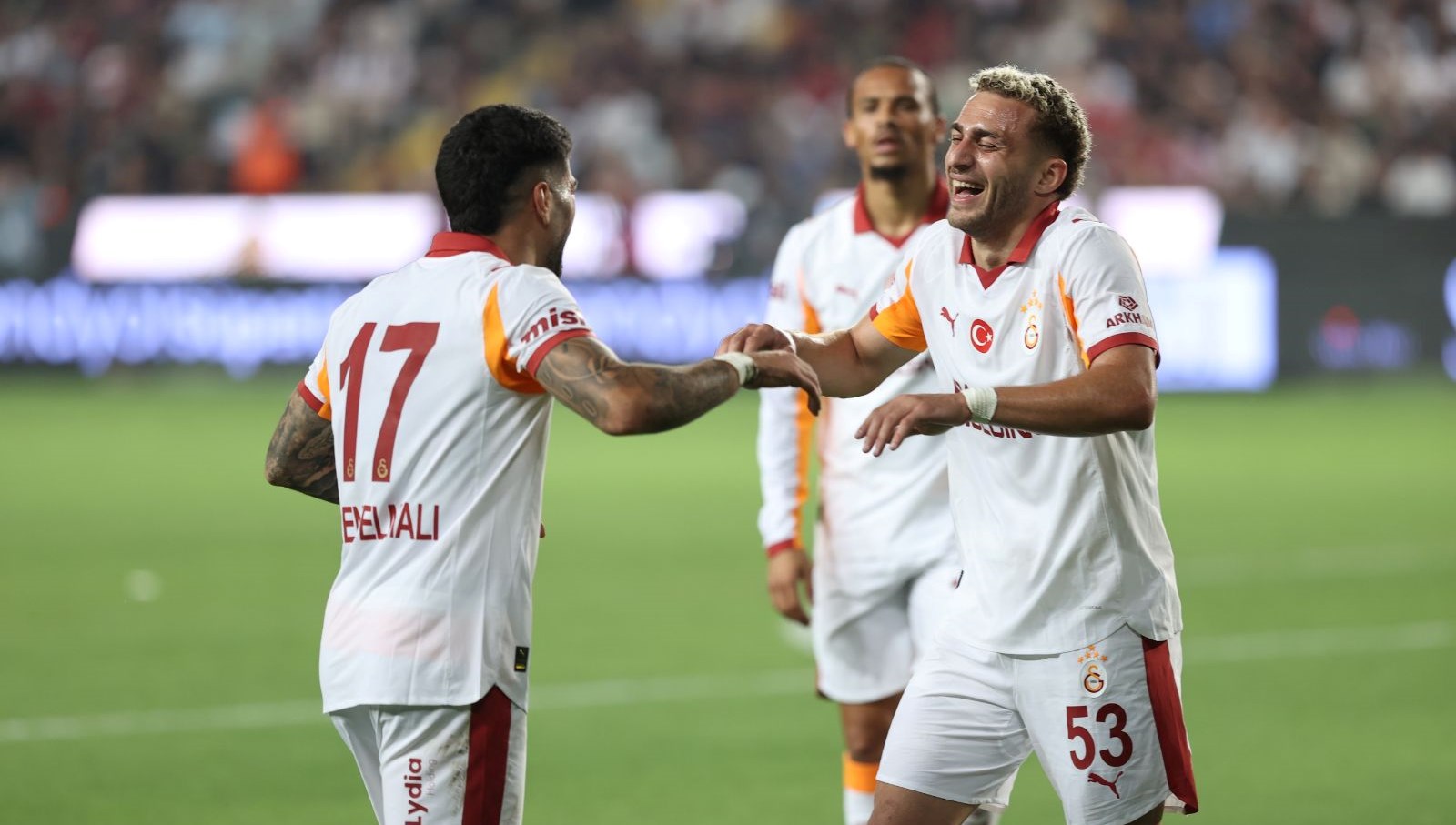 Galatasaray'dan muhteşem başlangıç: Gaziantep FK karşısında 3 gollü galibiyet!