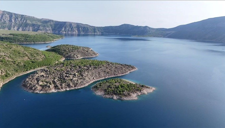 Nemrut Kalderası: Doğanın Eşsiz Güzelliği Koruma Altında!
