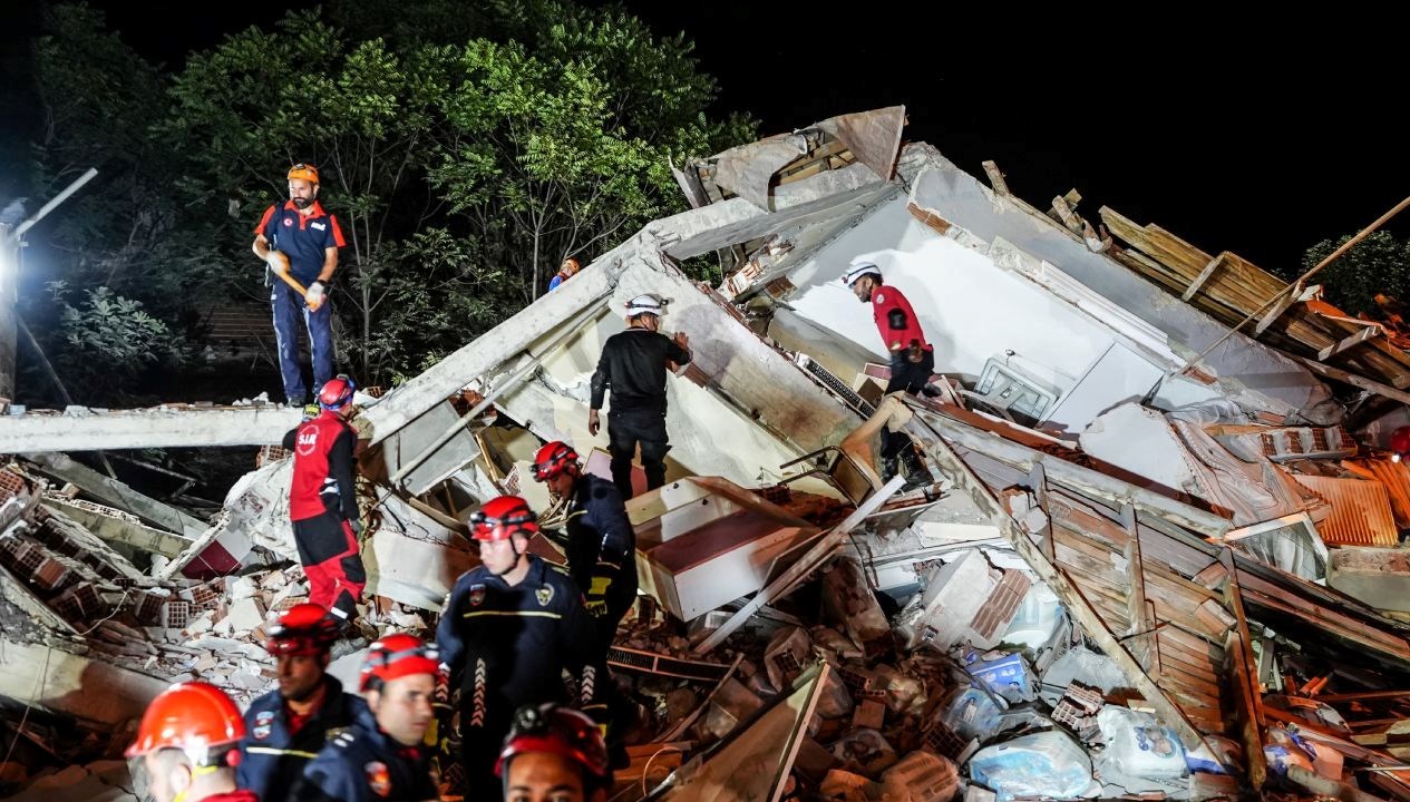 Balıkesir Depreminin Ardından Kabine Üyelerinden Geçmiş Olsun Mesajları