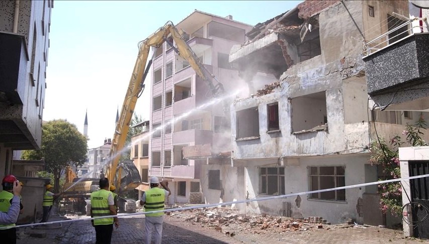 İstanbul’un Kentsel Dönüşüm Sürecinde Neler Yaşanıyor? 1999 Sonrası Binalardaki Sorunlar Gözler Önünde!