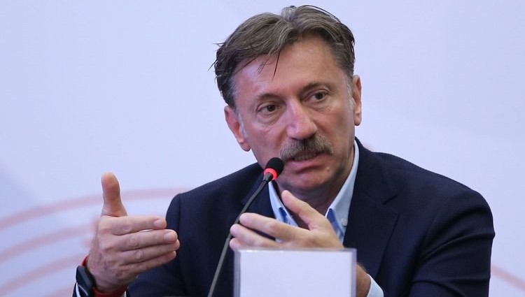Pazarcı ile sohbeti olay yaratan Başkan: Hakan Bahadır kimdir?