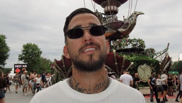 DJ Mahmut Orhan'ın Bozkurt işareti sonrası, İsviçre'deki tüm etkinlikleri iptal edildi!
