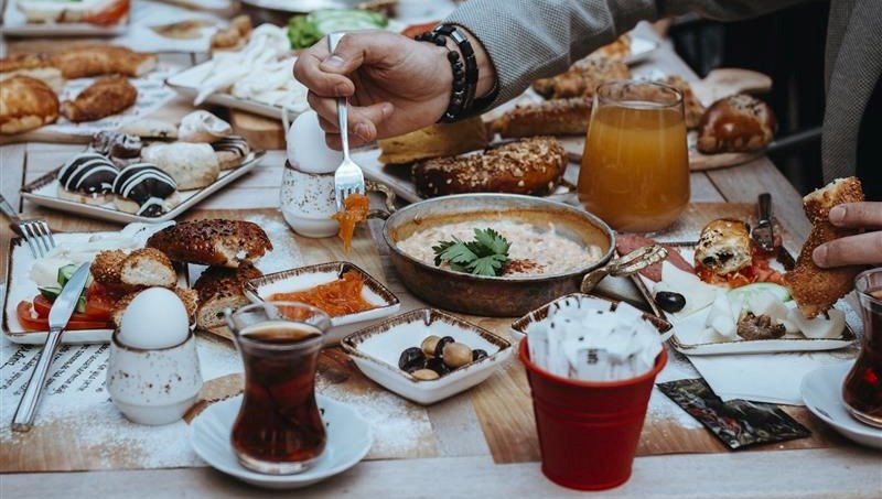 Serpme Kahvaltı Geleneği Sona mı Eriyor? Yeni Düzenleme Yolda!
