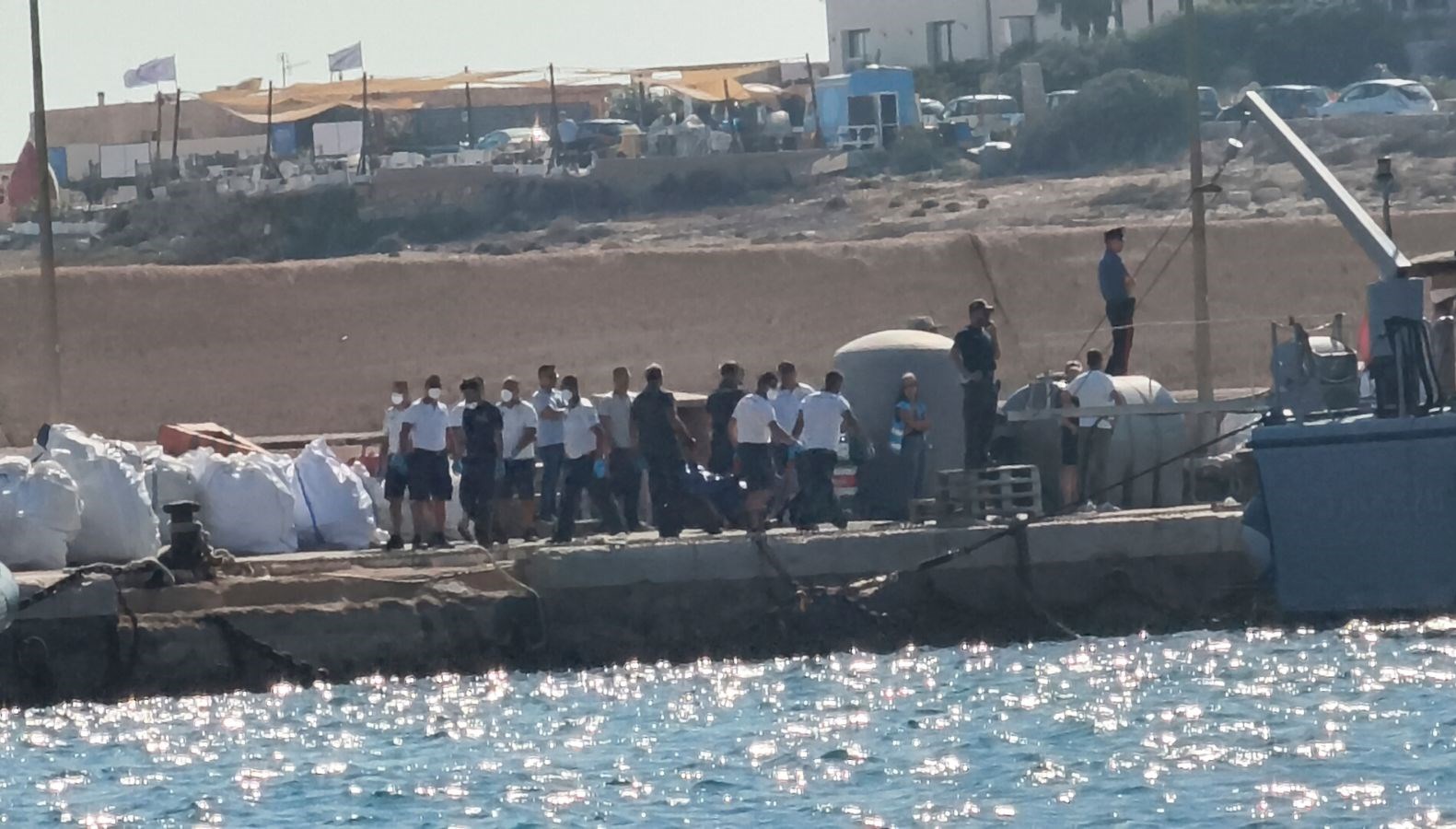 İtalya’da Feci Gemi Kazası: 27 Can Hayatını Kaybetti