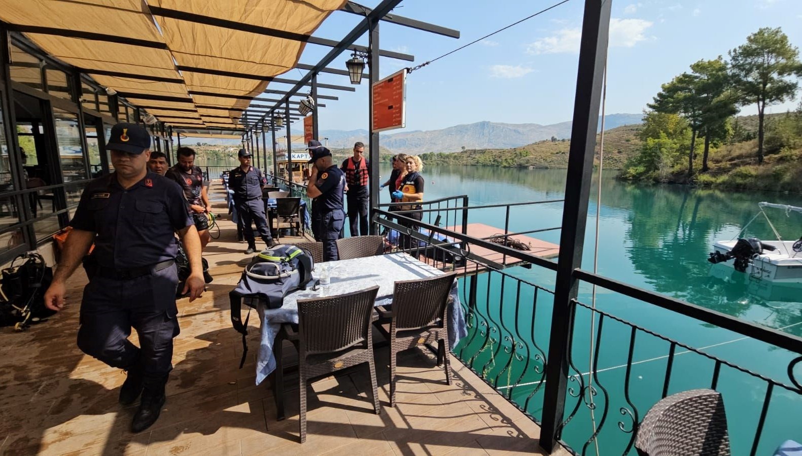 İş Görüşmesi, Restoranda Sona Eriyor!