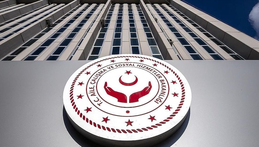 Bakan Göktaş'tan Müjde: Evde Bakım Yardımları Hesaplara Yatmaya Başladı!