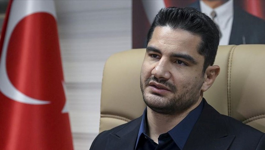 Taha Akgül: 