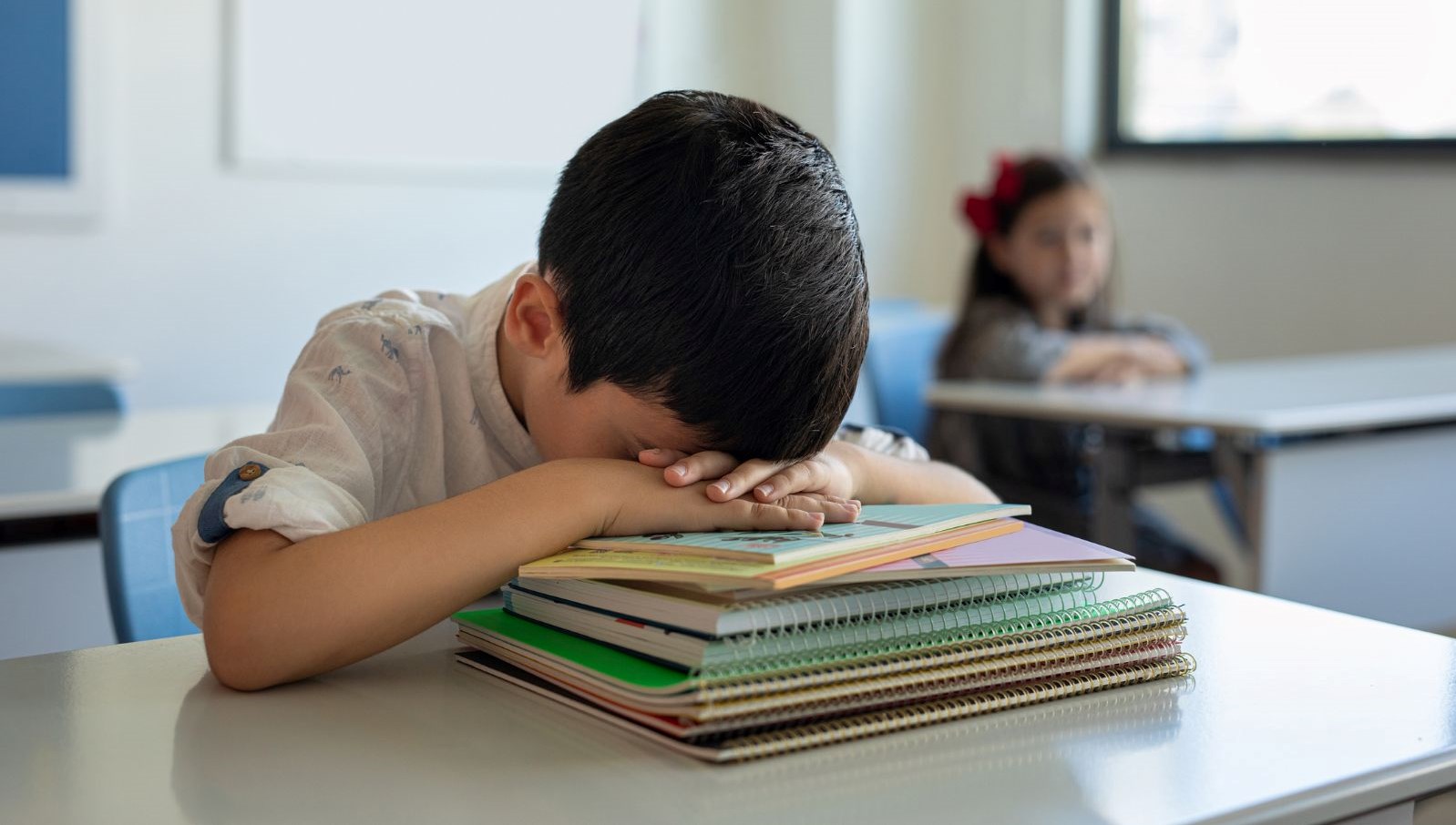 Özel okul harcamaları dudak uçuklatıyor: Matematik kitabı 43 bin lira, resim defteri 1.700 lira!
