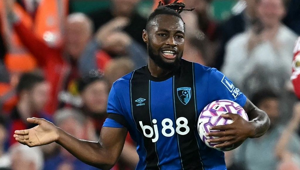 Futbol Arenalarında Bir Skandal Daha: Liverpool Taraftarından Irkçı Saldırı!
