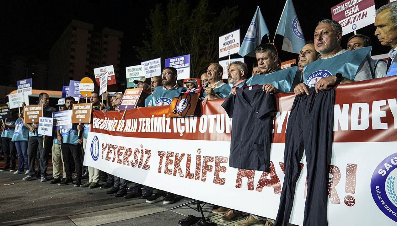 Memurlar, Zam Talepleri İçin Eylem Başlattı!