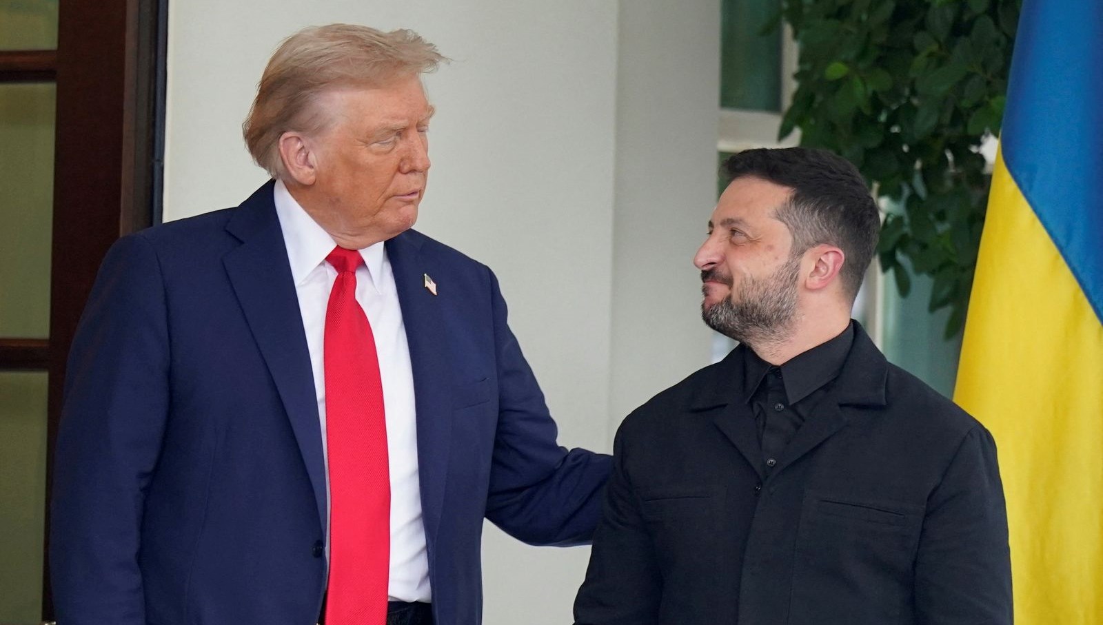 Beyaz Saray'da Tarihi Buluşma: Trump ve Zelenski Gözler Önünde!