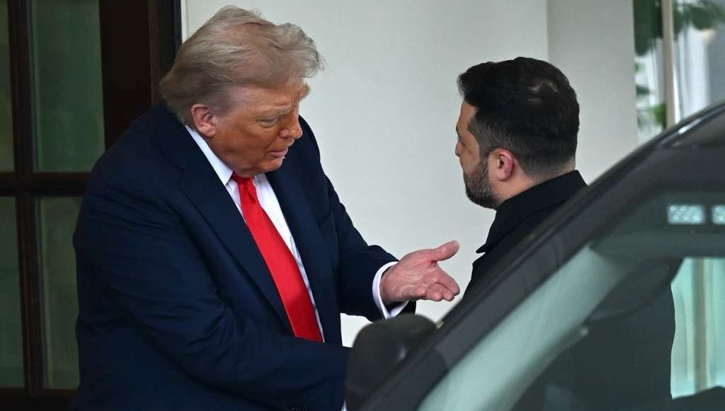 Trump’ın Zelenski’nin Kıyafeti Üzerine Şaşırtan Yorumu: “Bayıldım!”
