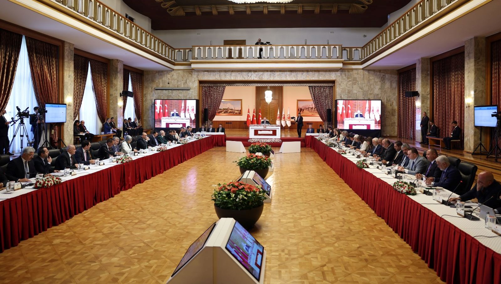 DEM Parti’nin İddialara Yanıtı: Talep Listesi Açıklaması