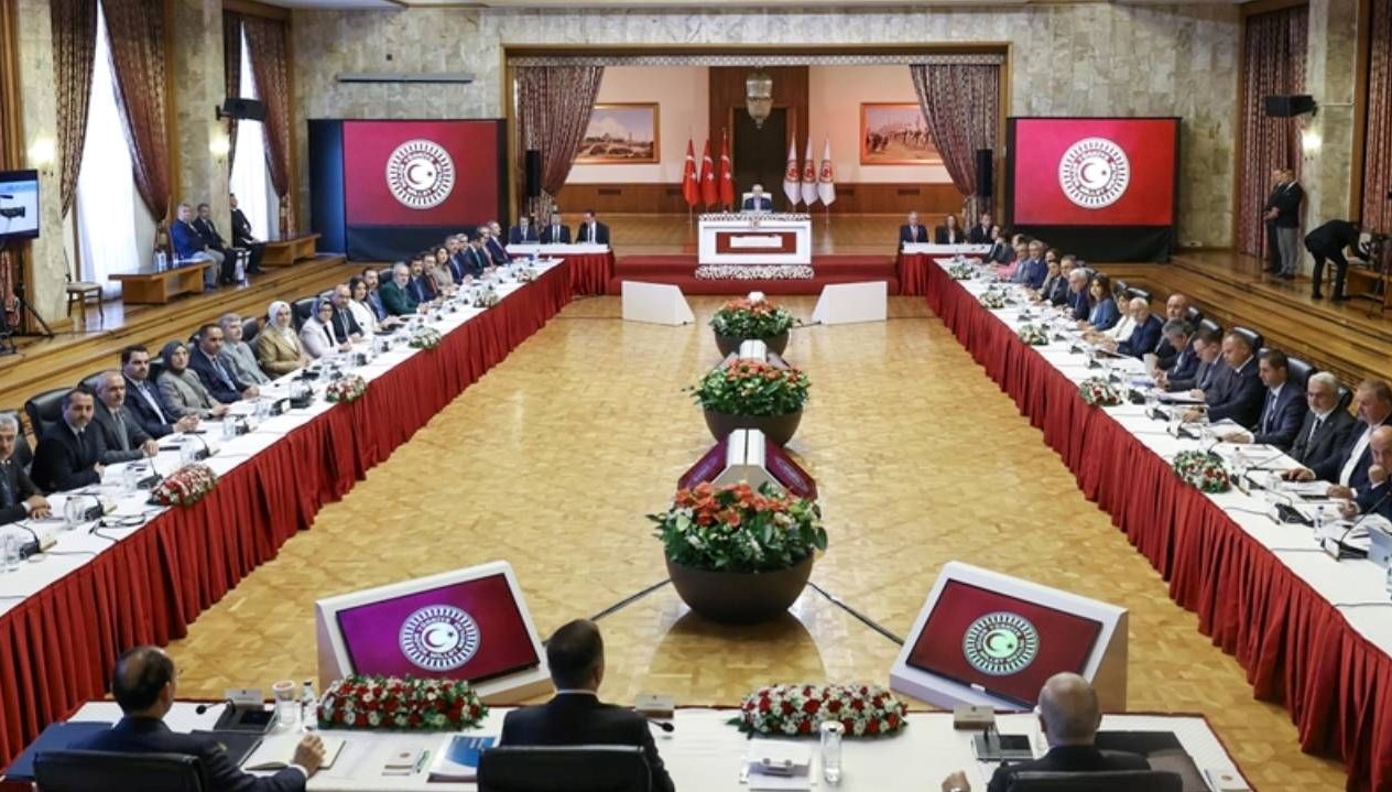 DMM, Kardeşlik ve Demokrasi Komisyonu Hakkındaki İddiaları Kesin Bir Dille Reddetti!