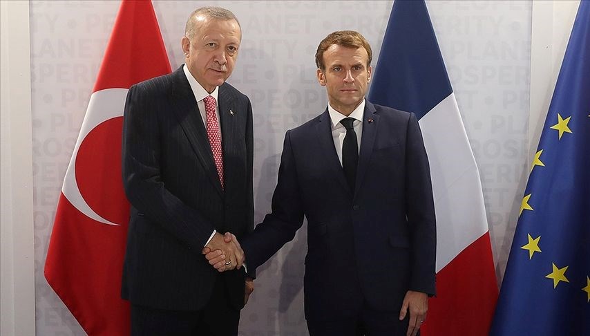 Erdoğan ve Macron’dan Tarihi Buluşma: Türkçe Mesaj ve İsrail’e Sert Yanıt