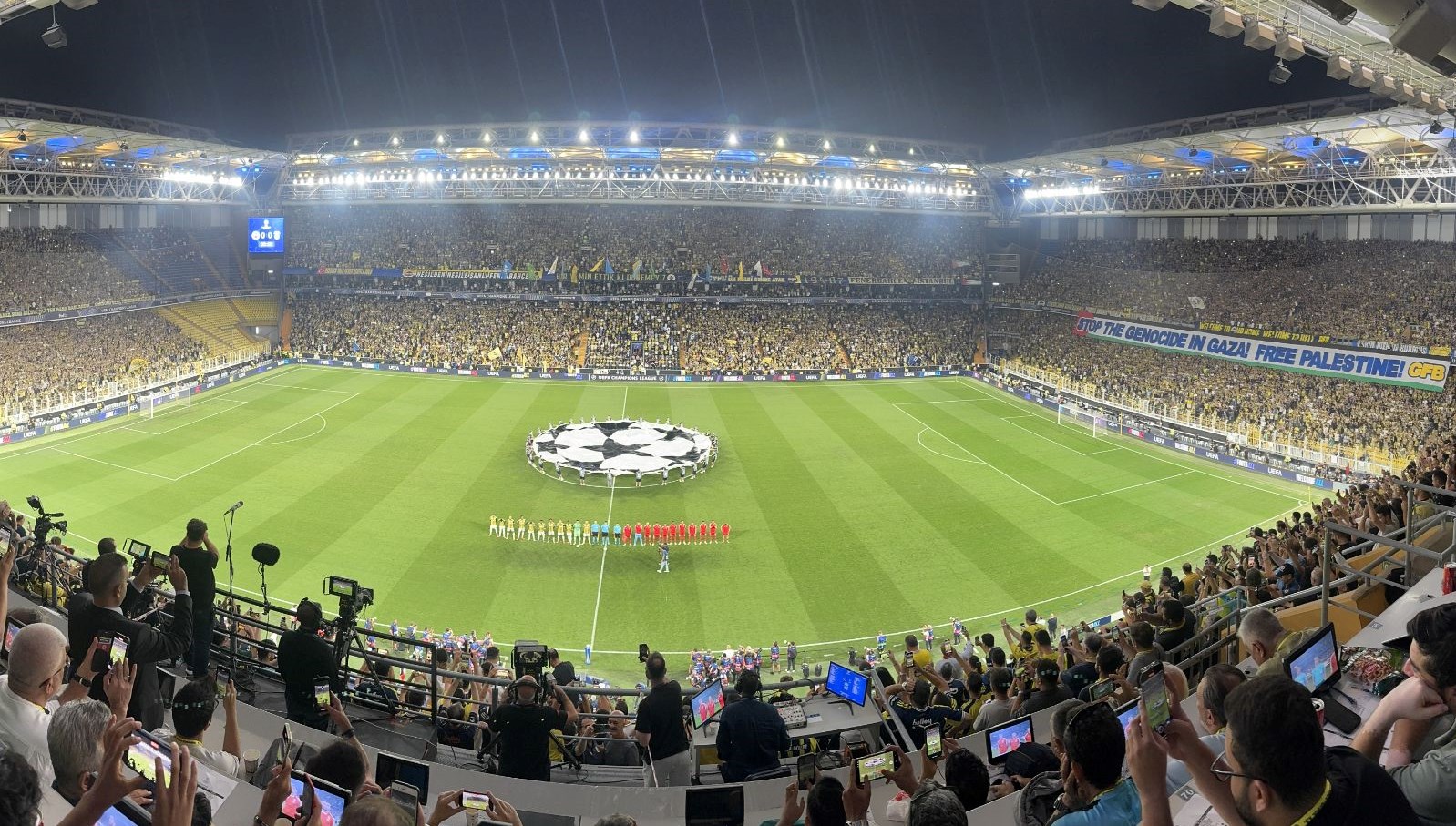 Fenerbahçe Karşılaşmasında Karaborsa Bilet Skandalına Operasyon!