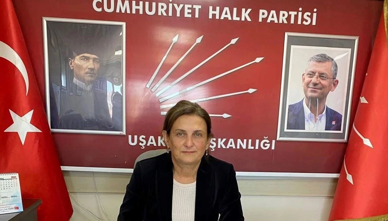 CHP Uşak İl Yönetimi Görevden Ayrıldı: