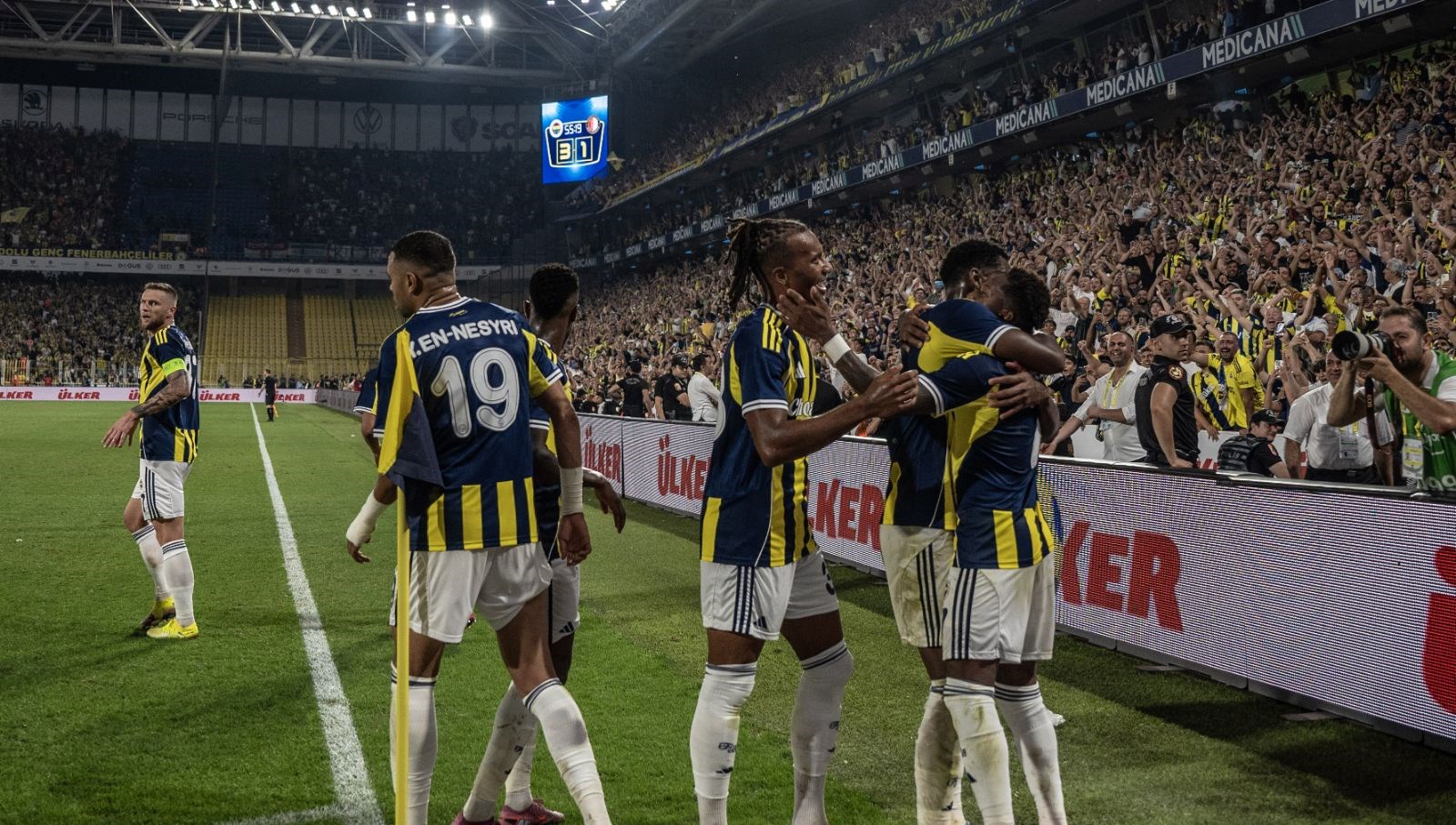 Fenerbahçe, Büyük Rövanş Öncesi Motivasyon Peşinde!