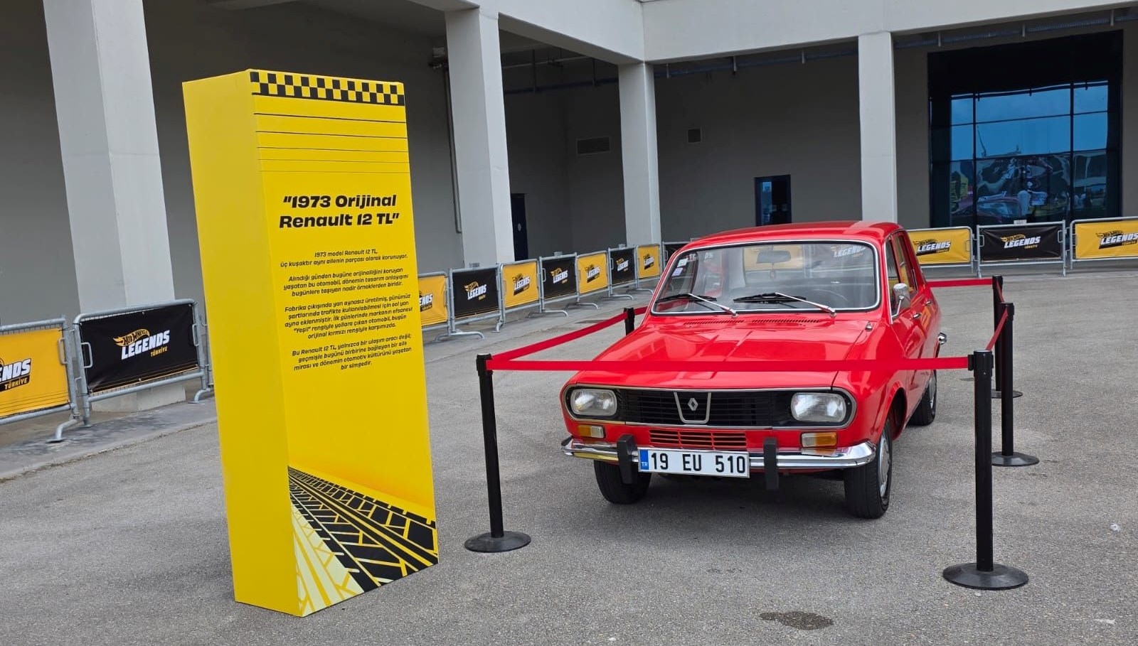 Aynasız Renault Etkinliği: 3 Kuşaktır Aile Geleneği Devam Ediyor!