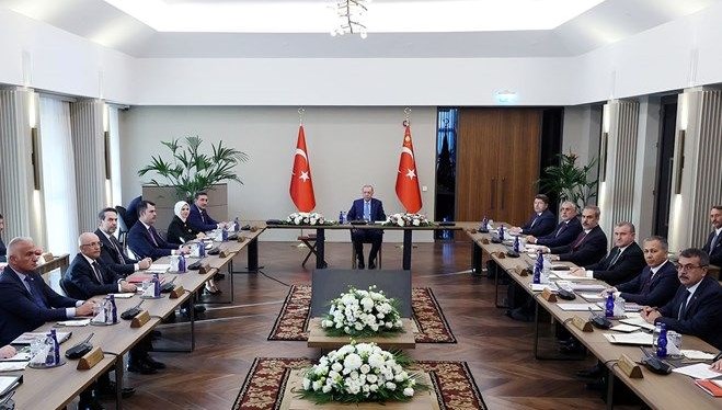 Kabine, Bu Yıl Ahlat'ta Toplanıyor: Adres Değişikliği!